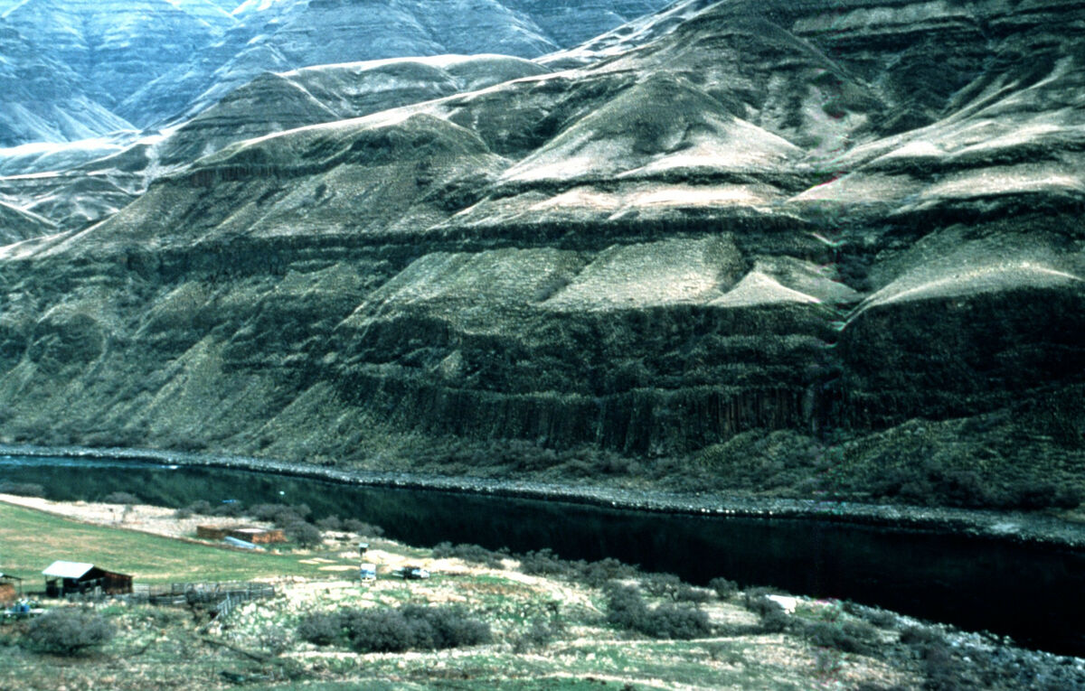 Dug Bar on the Snake River in Hells Canyon. Taken by Janie Tippett.