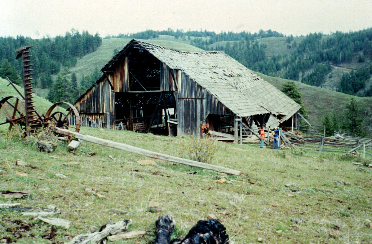 An aging barn in the Elk Mountain area. Taken by Cressie Green.
