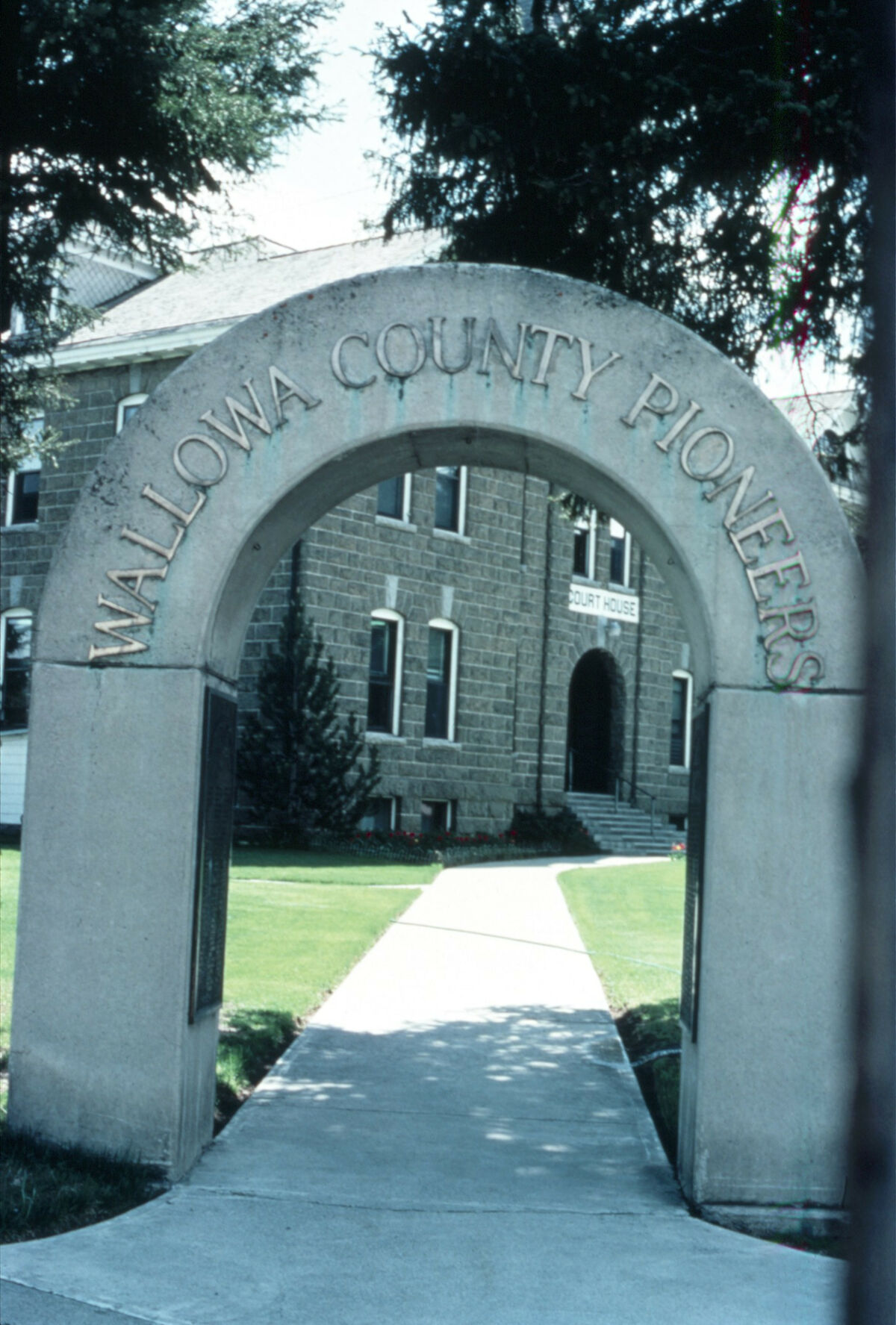 The Wallowa County Pioneers arch at the Wallowa County Courthouse in Enterprise. Taken by Janie Tippett.